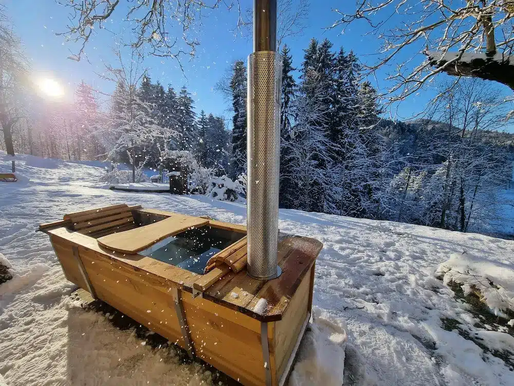 outdoor badewanne schnee feuerwasser 2