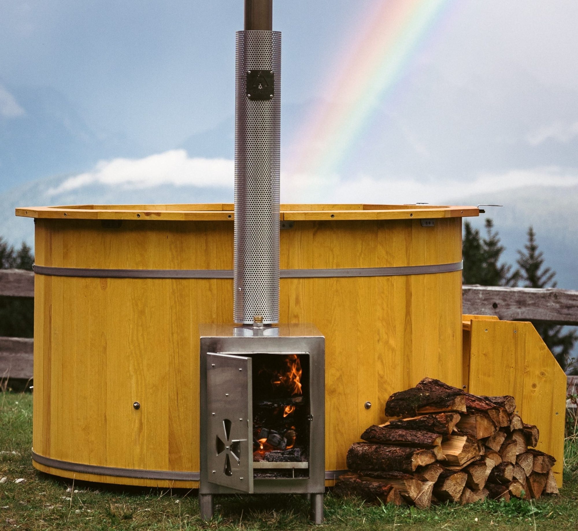 Badefass mit Holzofen