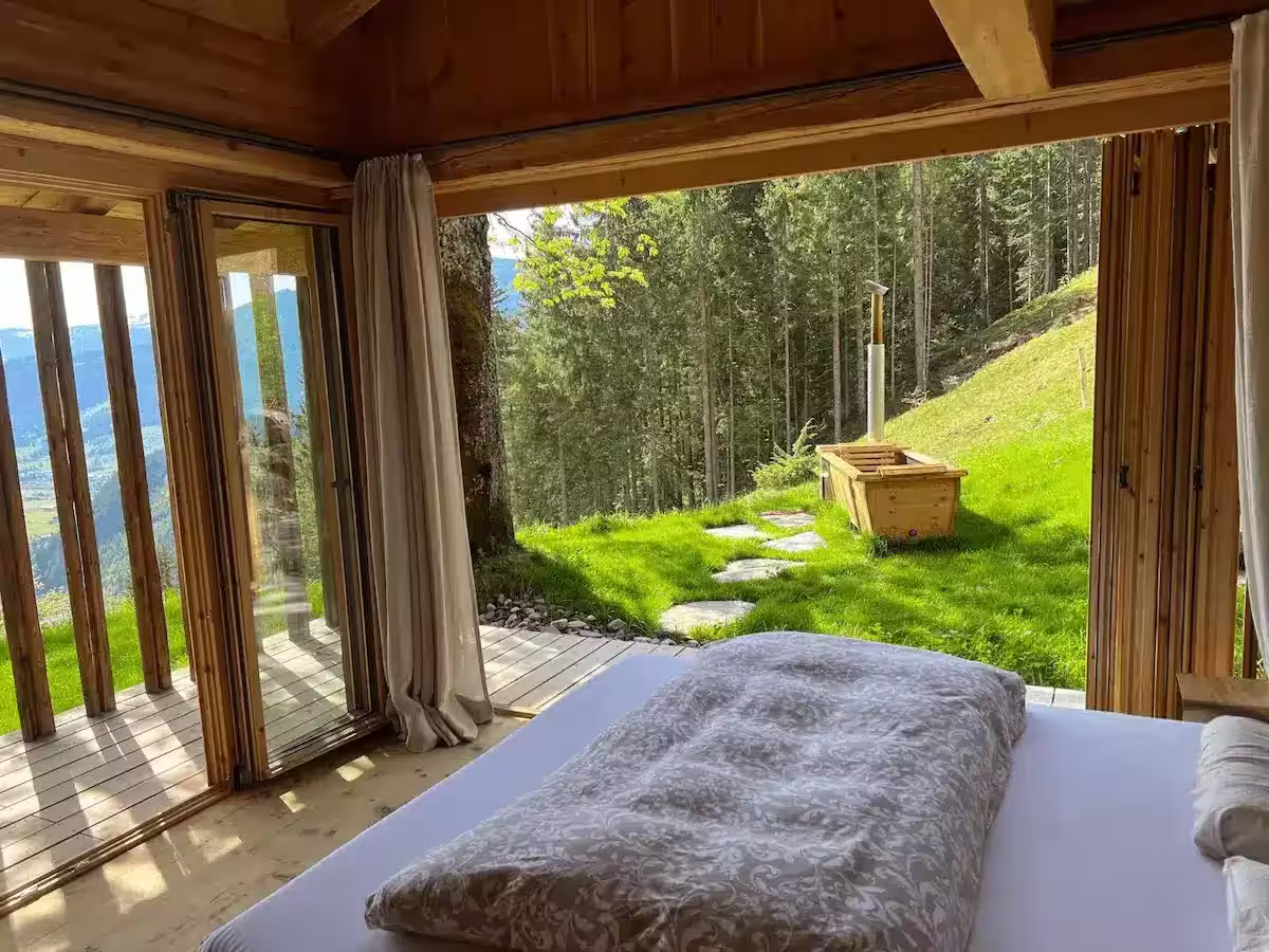 Outdoor-Badewanne von Feuerwasser am Priesteregg